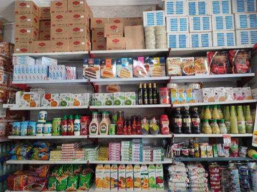 عکس فروشگاه مواد غذایی آذربایجان