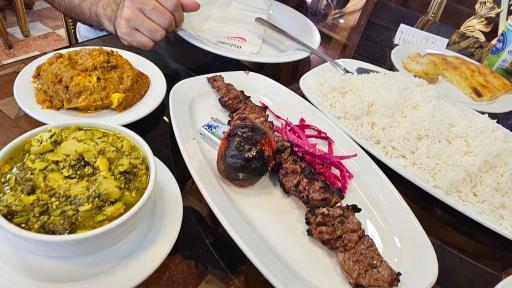 عکس رستوران نگین شمال