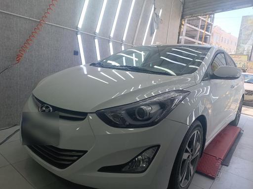 عکس تشخیص رنگ آقای کارشناس