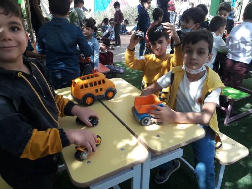 عکس پیش دبستانی و دبستان تمام هوشمند سلام نو 