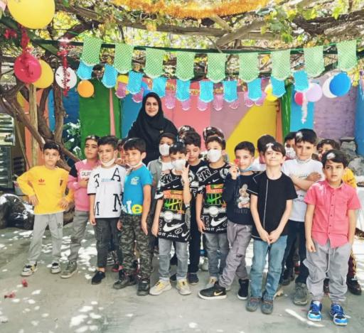 عکس پیش دبستانی و دبستان تمام هوشمند سلام نو 