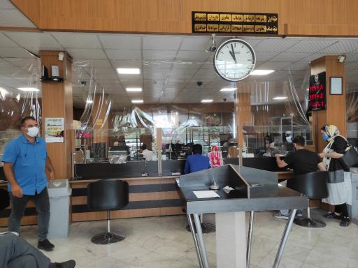 عکس بانک ملی شعبه ایران خودرو کد۲۰۰۱