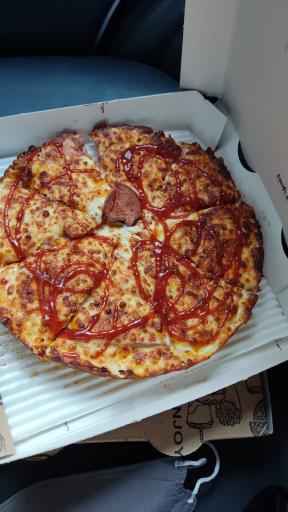 عکس پیتزا سی و سه پل