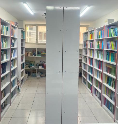 عکس کتابفروشی حقوقی دادبازار