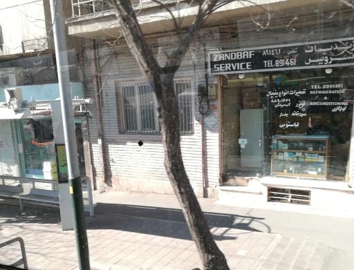 عکس ایستگاه اتوبوس طالقانی