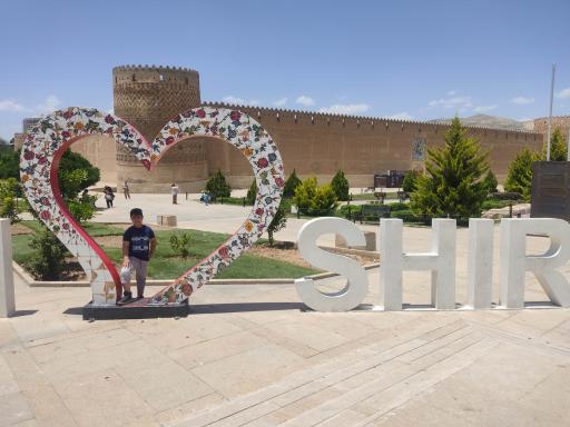 عکس تندیس شیراز