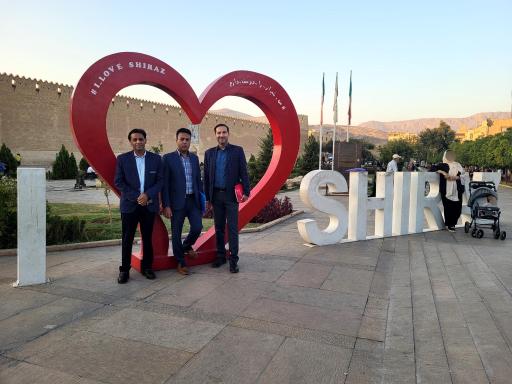 عکس تندیس شیراز