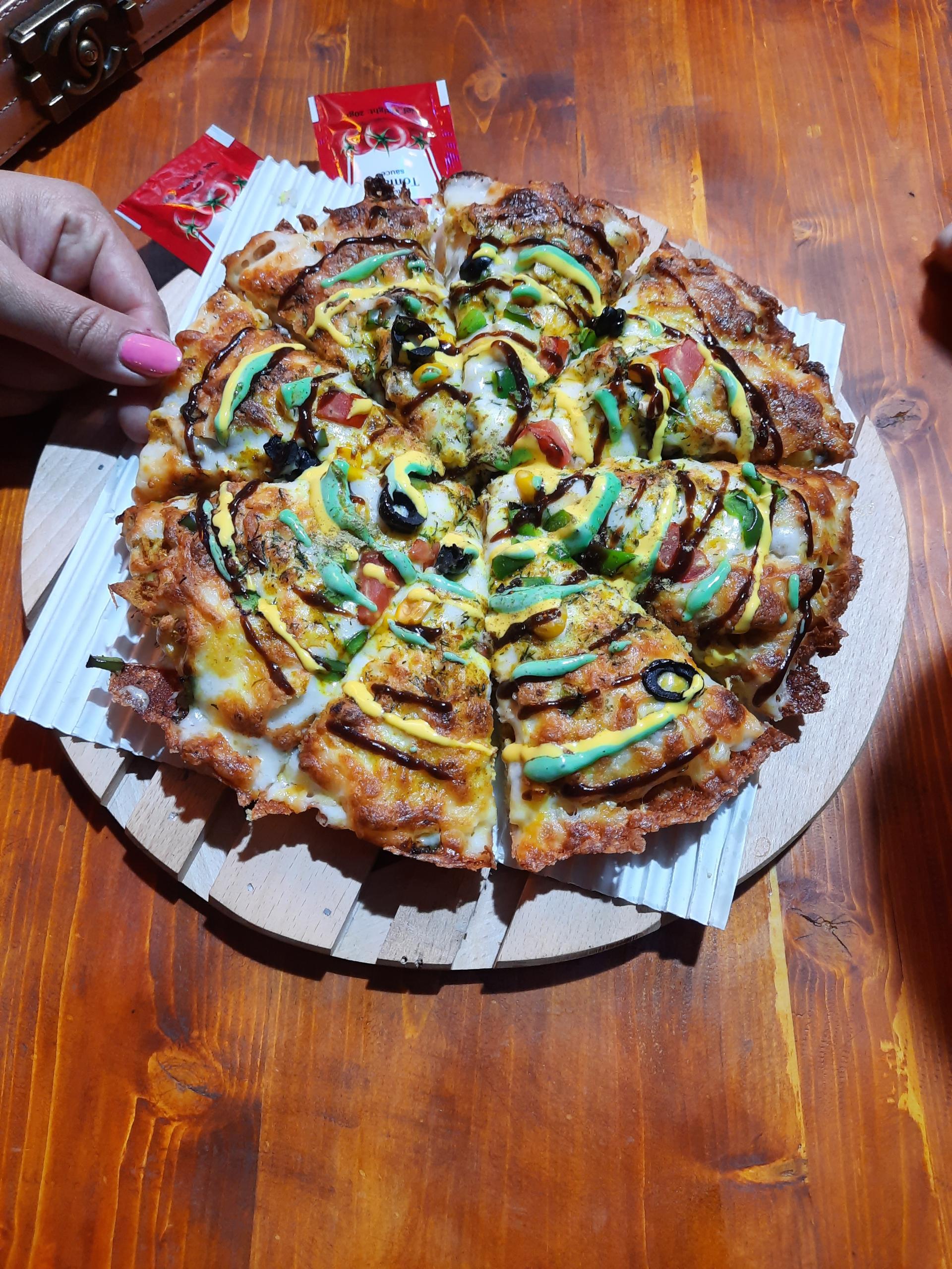 عکس پیتزا و فست فود کاتو