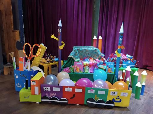 عکس مهد کودک و پیش دبستانی رنگین کمان مهر