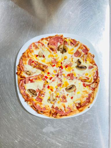 عکس اقامتگاه بومگردی تاپ جمشید