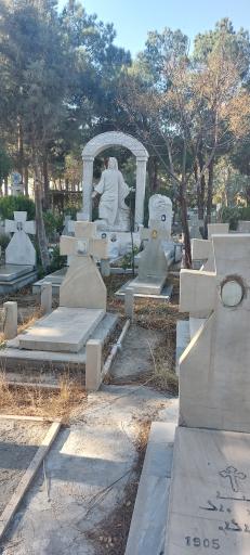 عکس آرامستان آشوریان و مسیحیان ساوِرا