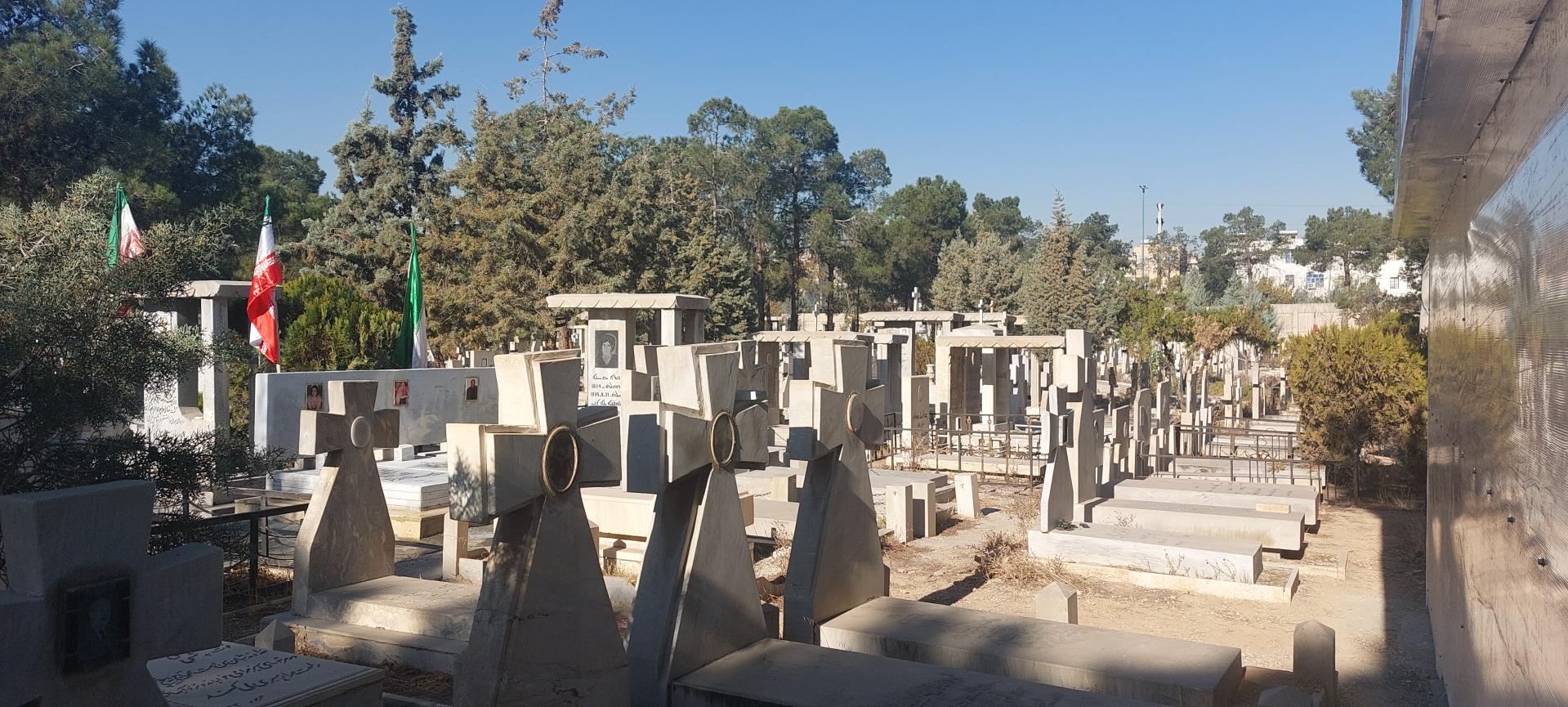 عکس آرامستان آشوریان و مسیحیان ساوِرا