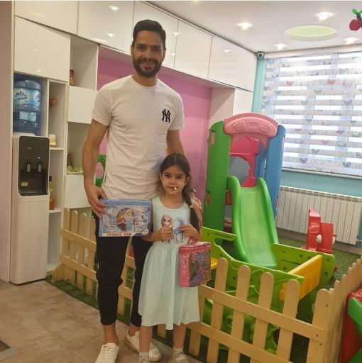 عکس مطب دندانپزشکی دکتر ایلناز صدرا