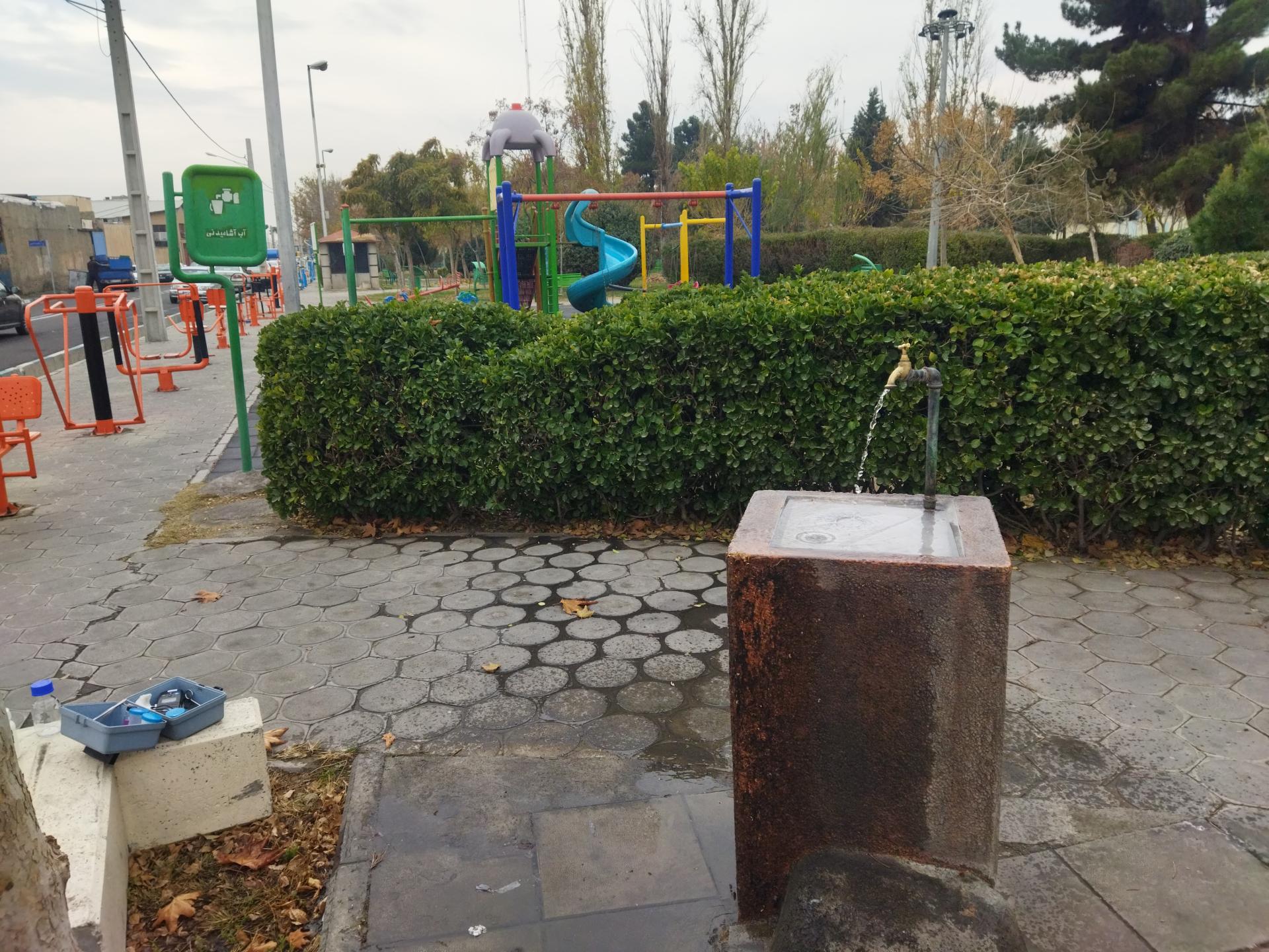 عکس آبخوری بوستان مادر