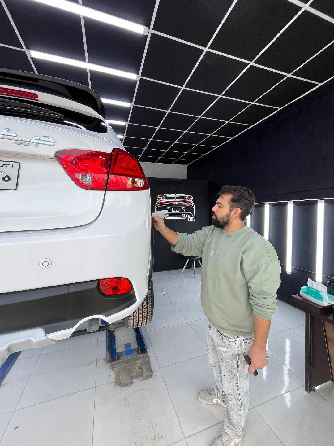 عکس کارشناسی رنگ کارتکس