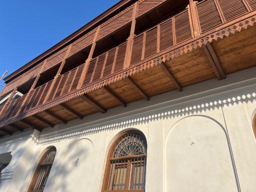 عکس مجموعه عمارت تاریخی مهربان