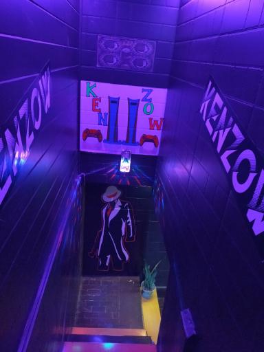 عکس کافه گیم کنزو 