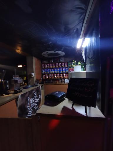 عکس کافه گیم کنزو 