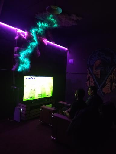 عکس کافه گیم کنزو 