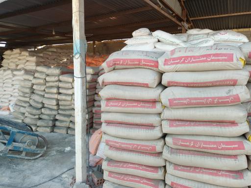 عکس مصالح و ابزار حاج رضوان