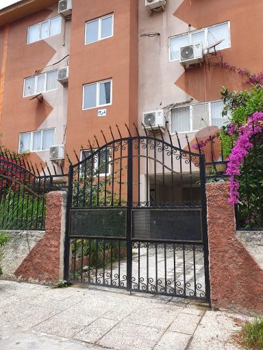 عکس ساختمان یاس ۱۳