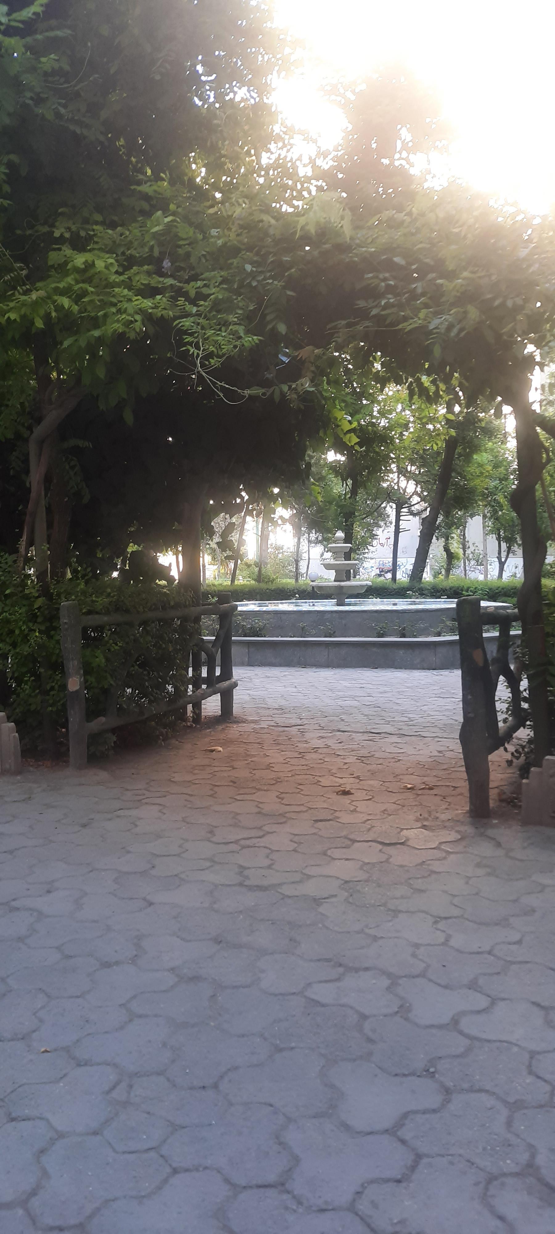 عکس بلوک ۱۴