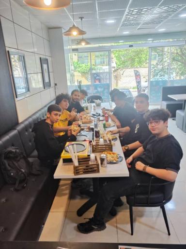 عکس آشپزخانه شبانه