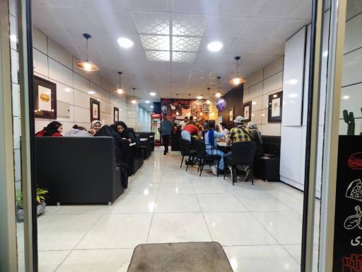 عکس آشپزخانه شبانه