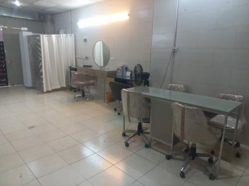 عکس سالن زیبایی مهسان ماه