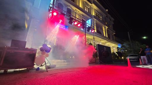 عکس فروشگاه جوان صوت 