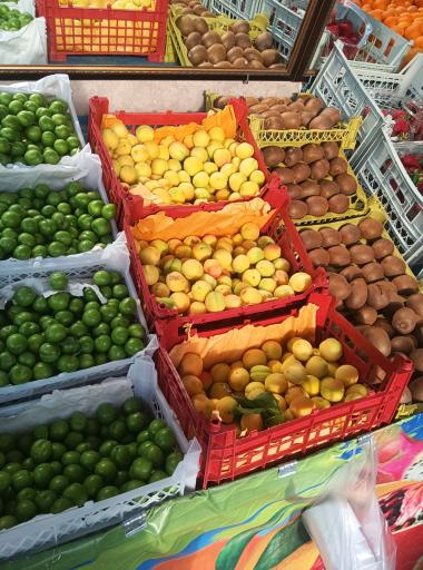 عکس میوه فروشی سردار