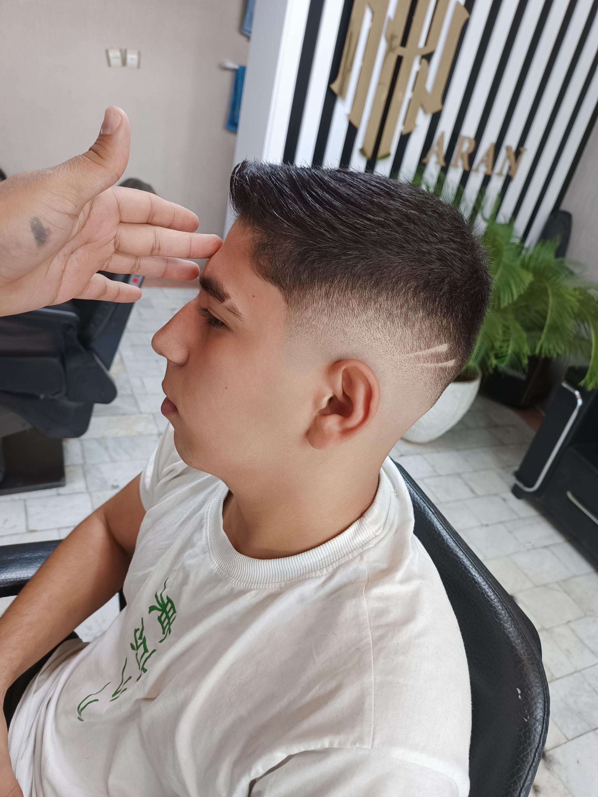 عکس آرایشگاه آران
