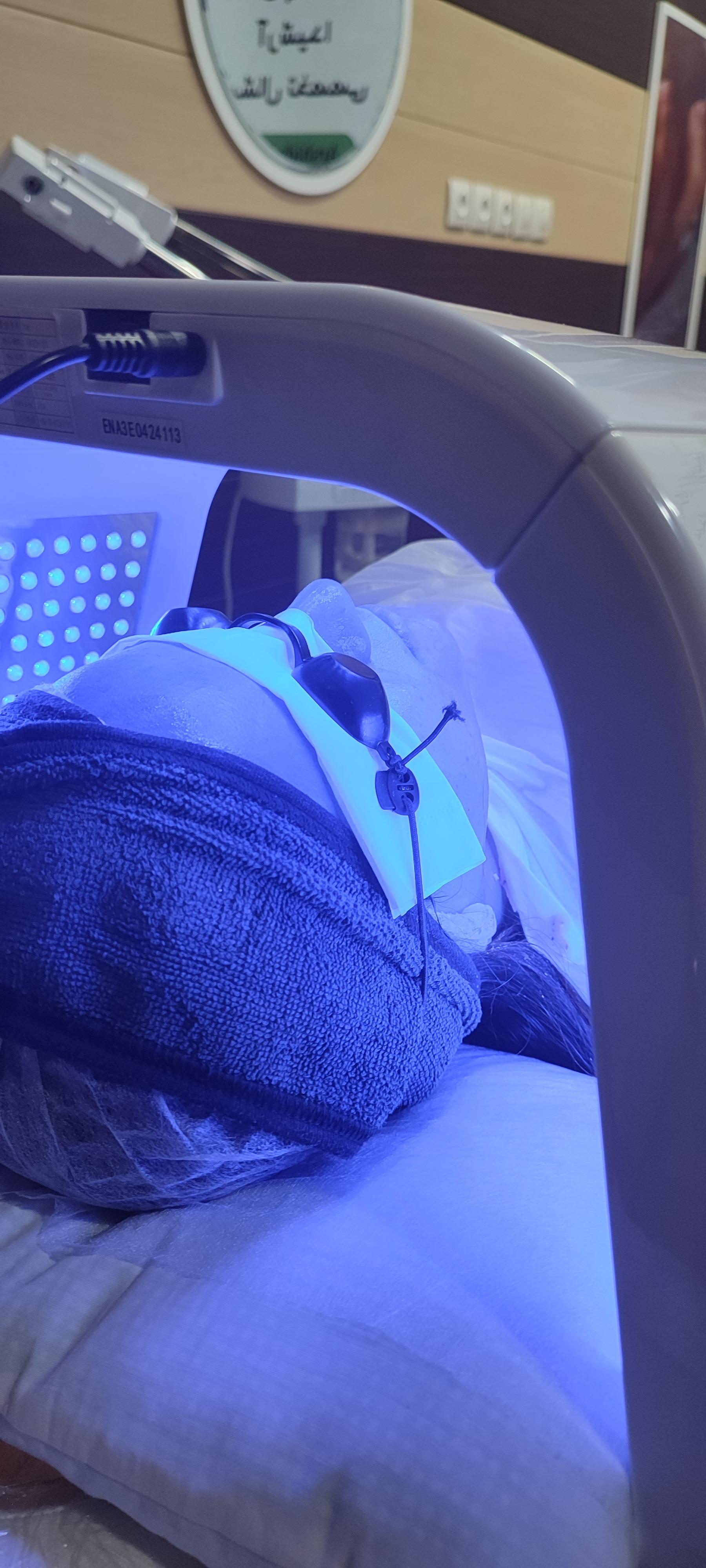 عکس مرکز تخصصی پاکسازی پوست آرشیدا