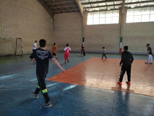 عکس سالن ورزشی شهید قبادی