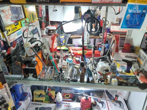 عکس فروشگاه رنگ و ابزار