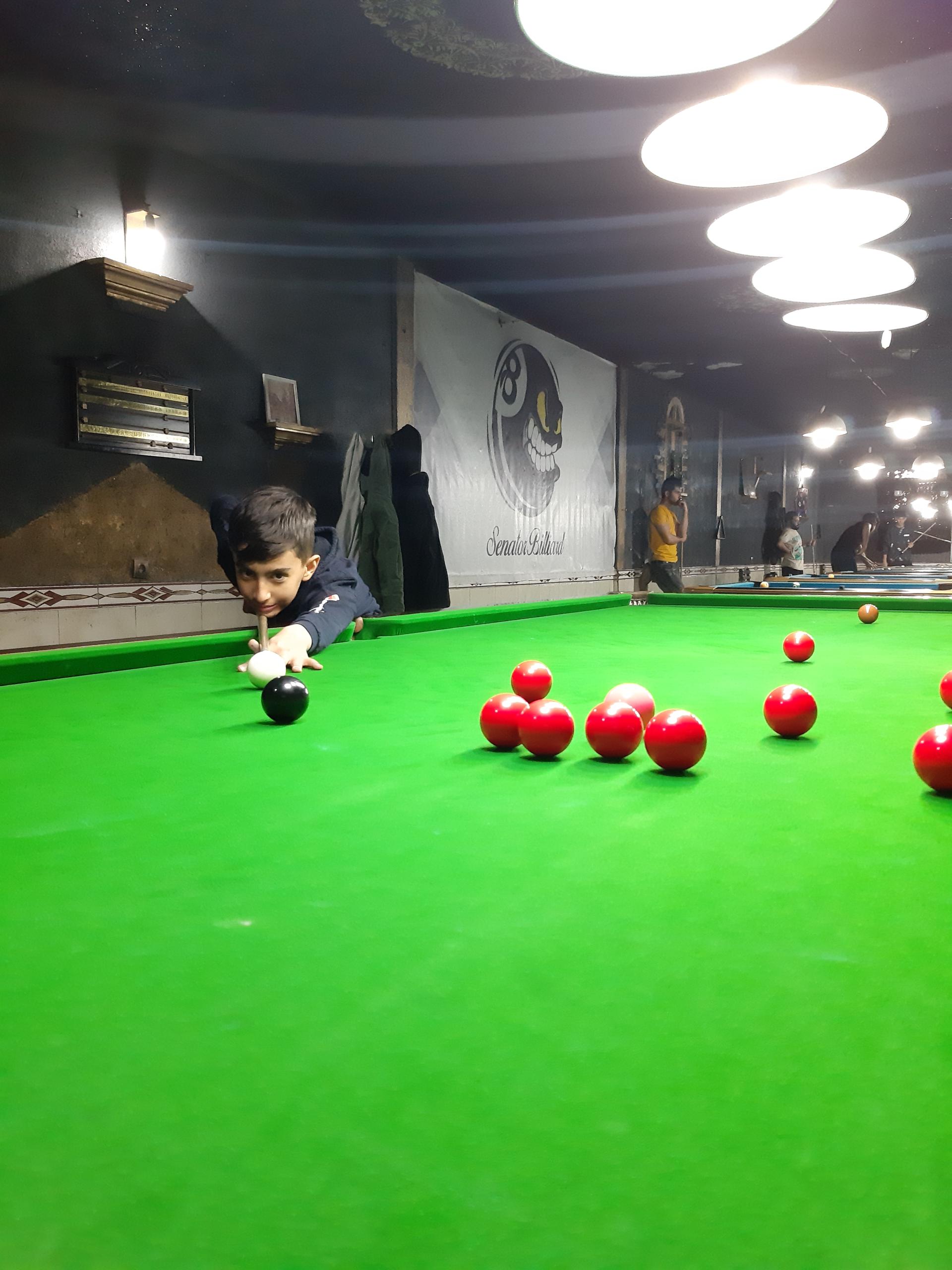 عکس باشگاه بیلیار سناتور