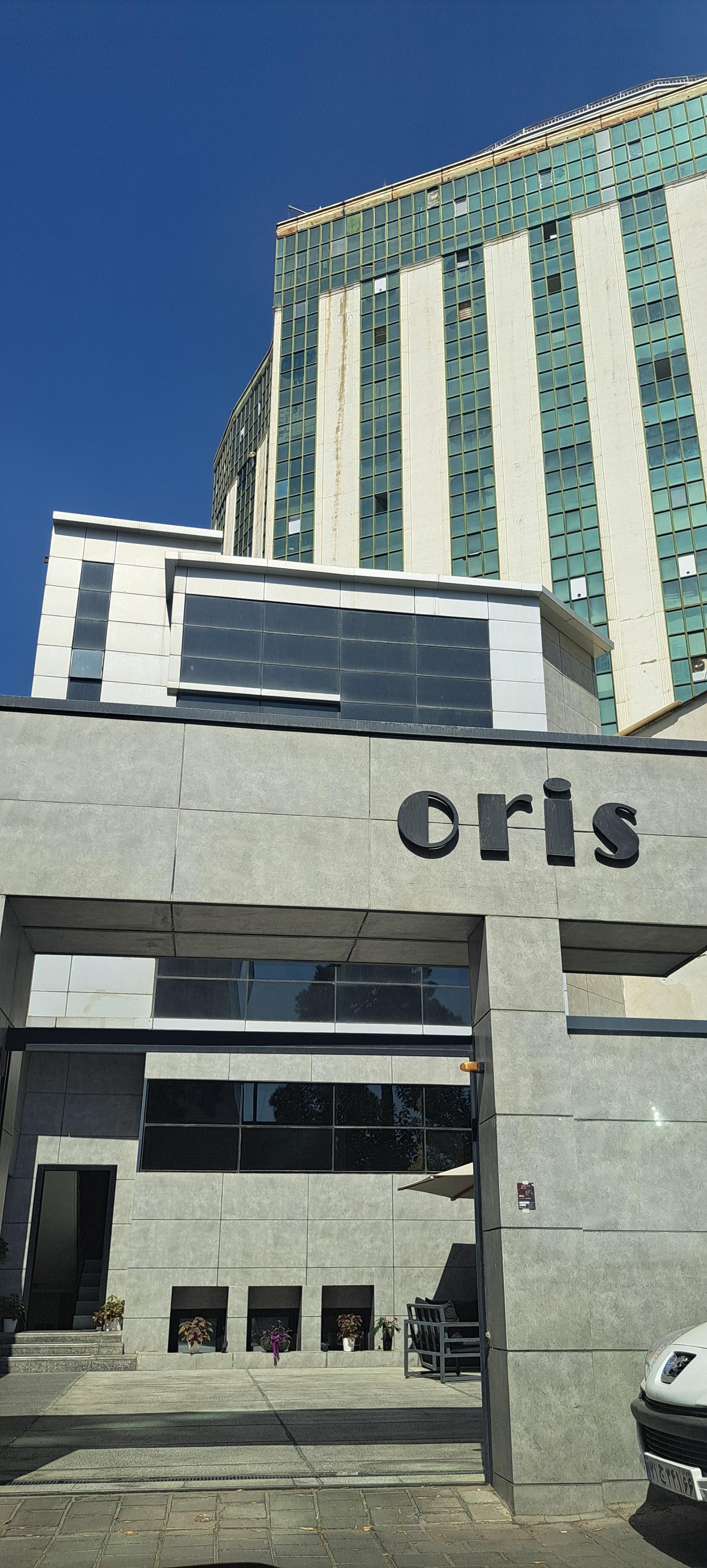 عکس ساختمان Oris 