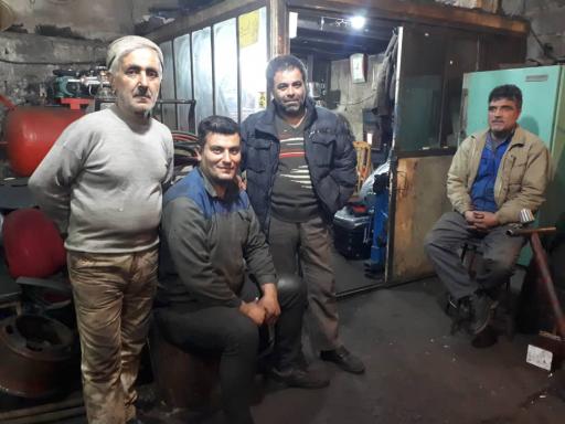 عکس آهنگری و شاسی کشی حسین تهرانی