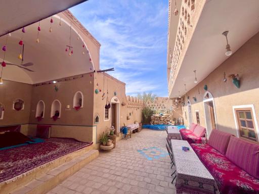 عکس بومگردی راوی کویر مصر
