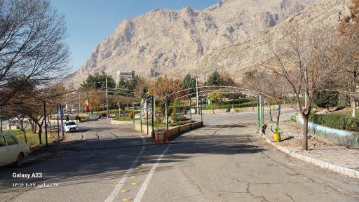 عکس میدان کوهنورد