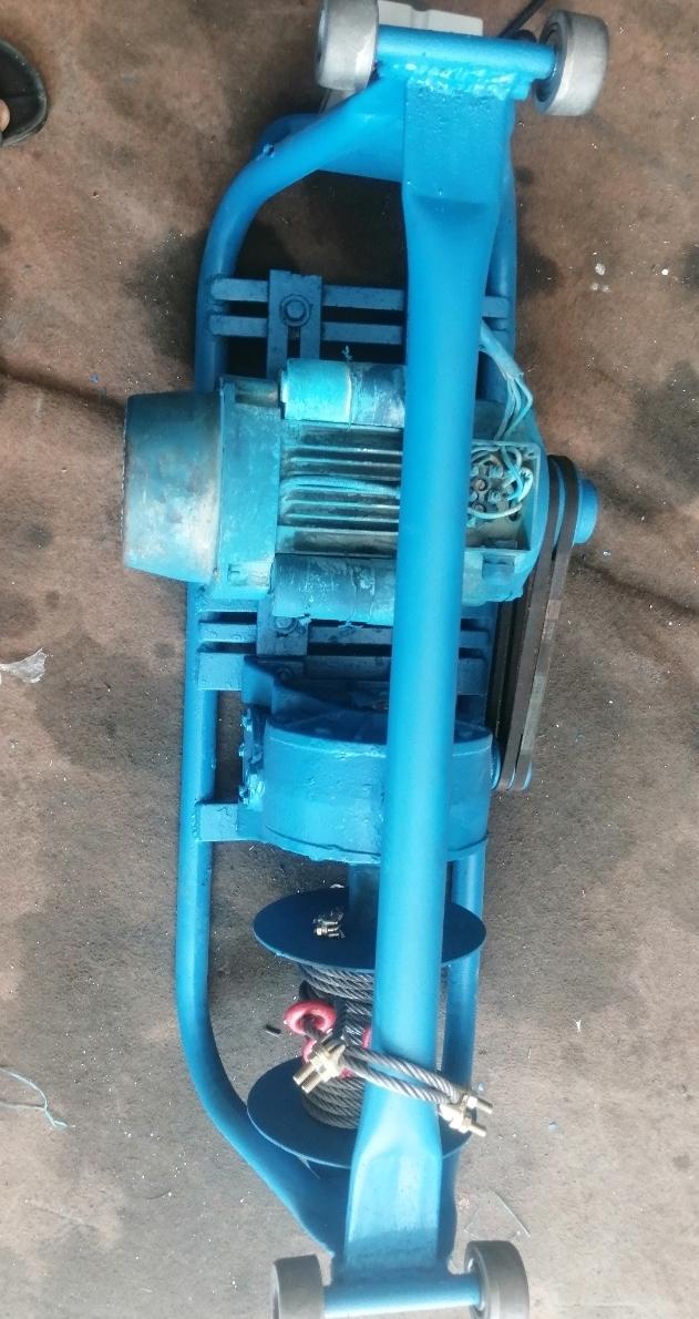 عکس بالابر ساختمانی حسینی