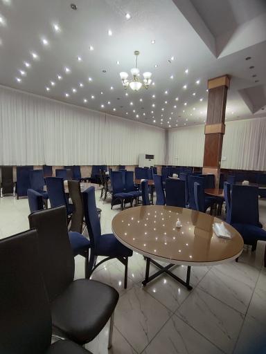 عکس تالار عطر یاس