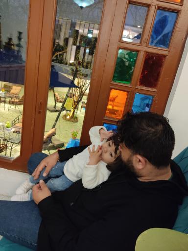 کافه رستوران یامور 