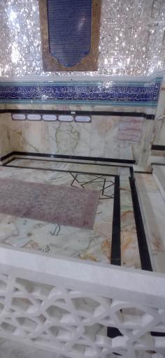 عکس آرامگاه قائم مقام فراهانی