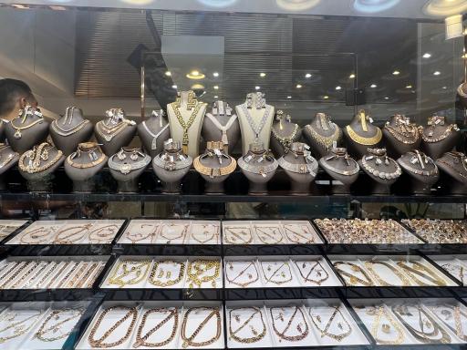عکس گالری زراستار(طلای حسینیان)