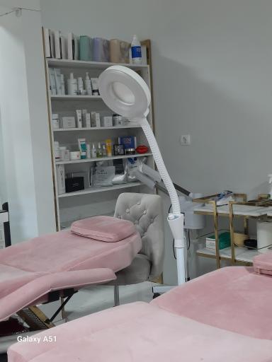 عکس فیشال تخصصی و درماپلنینگ نسرین ابراهیمی 