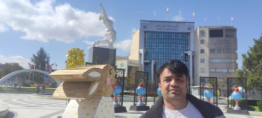 عکس میدان آزادی/ اقبال