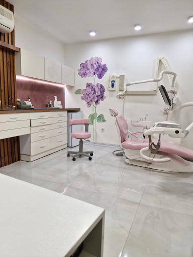 عکس مطب دندانپزشکی دکتر الهام فخار ایزدی