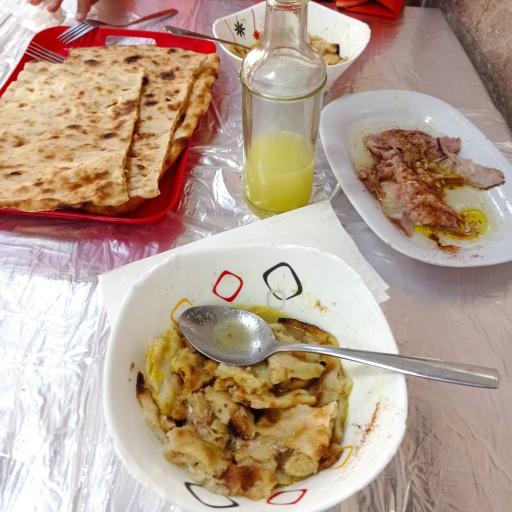 عکس طباخی دانش