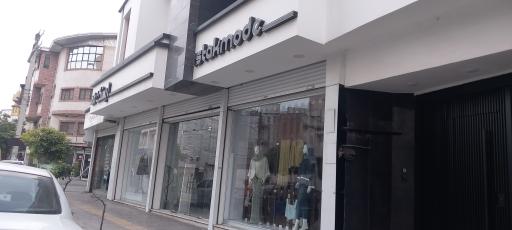 عکس پوشاک بانوان ایستک مد